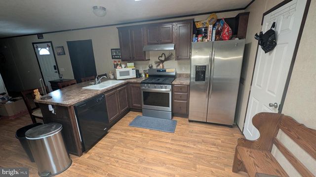 46 MOLLIE DR, Ephrata, PA 17522