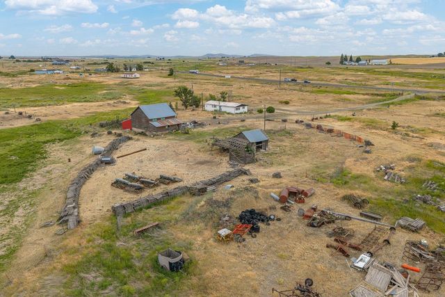 51859 SR 2 E, Reardan, WA 99029