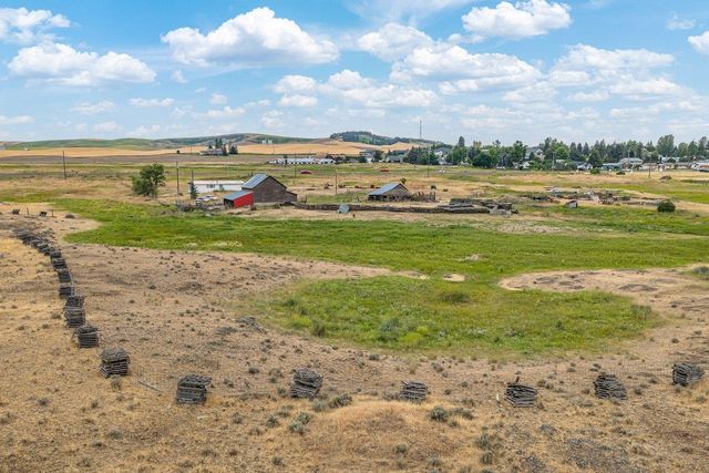 51859 SR 2 E, Reardan, WA 99029