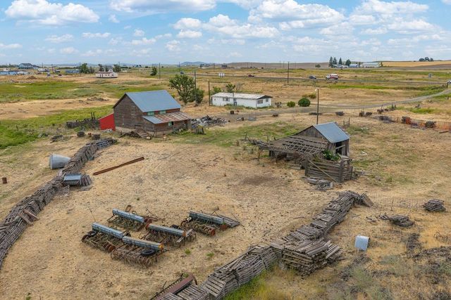 51859 SR 2 E, Reardan, WA 99029