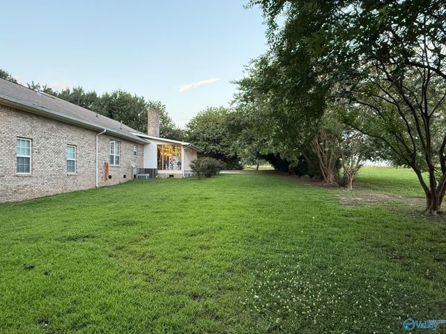 920 Wolf Creek Road, Albertville, AL 35951