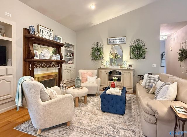 920 Wolf Creek Road, Albertville, AL 35951