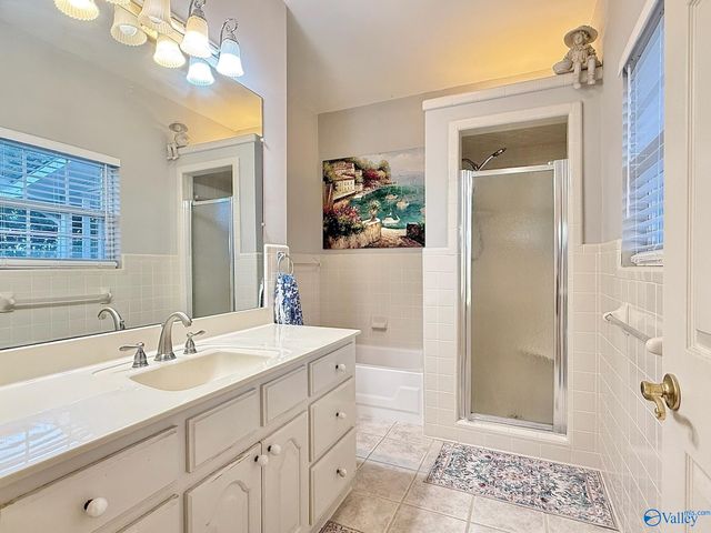 920 Wolf Creek Road, Albertville, AL 35951