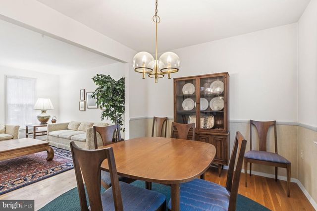 8402 MARGO RD, Lanham, MD 20706