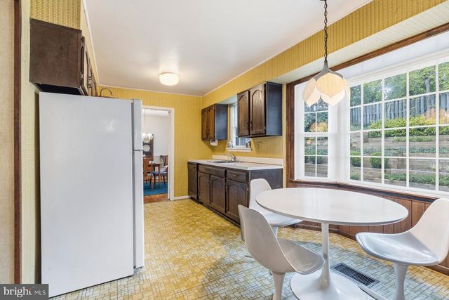 8402 MARGO RD, Lanham, MD 20706