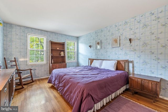 8402 MARGO RD, Lanham, MD 20706