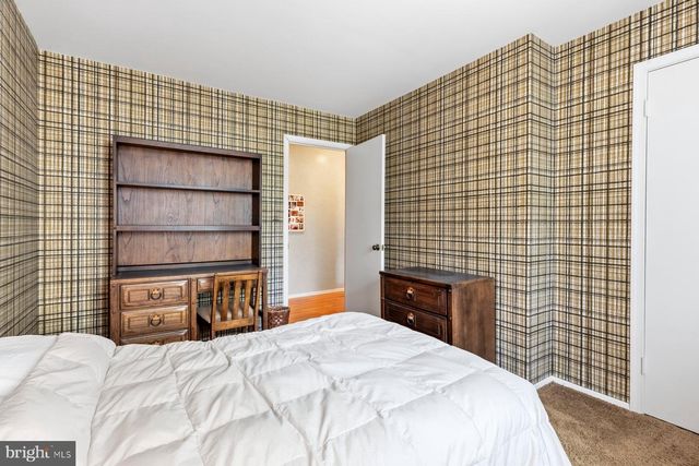 8402 MARGO RD, Lanham, MD 20706