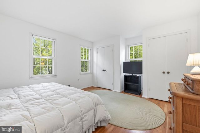 8402 MARGO RD, Lanham, MD 20706