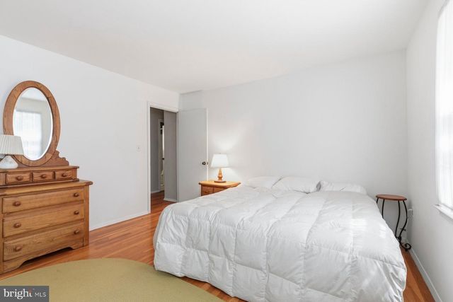 8402 MARGO RD, Lanham, MD 20706