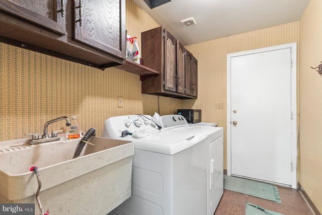 8402 MARGO RD, Lanham, MD 20706