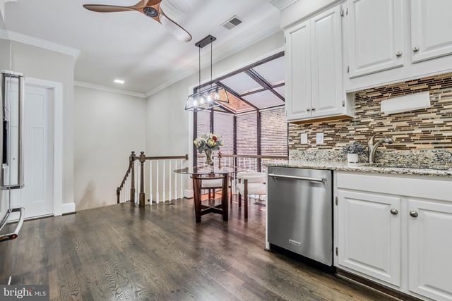 10449 BRECKINRIDGE LN, Fairfax, VA 22030