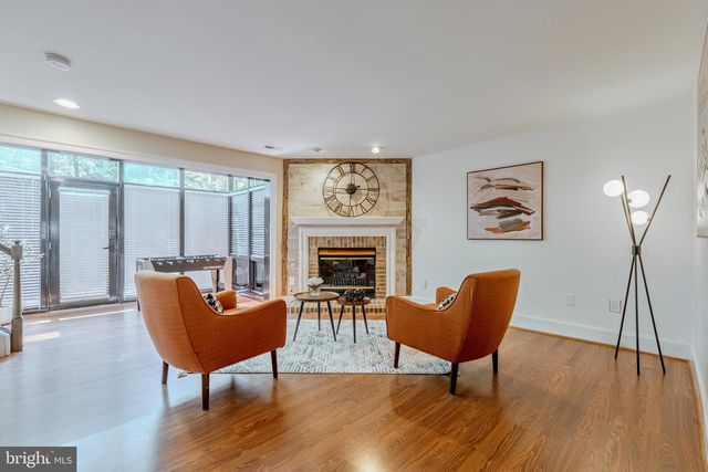 10449 BRECKINRIDGE LN, Fairfax, VA 22030