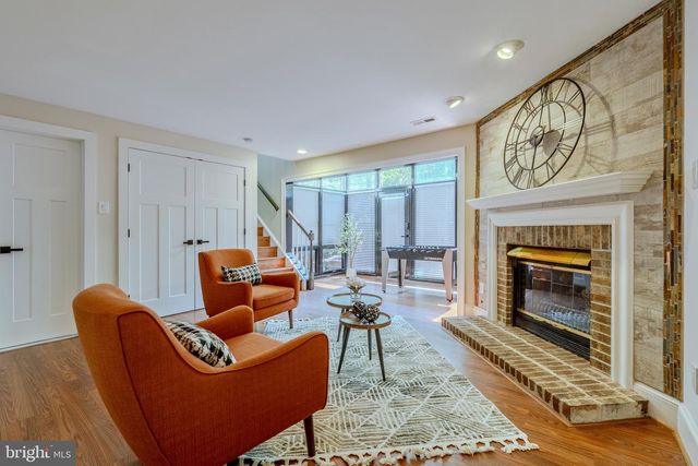 10449 BRECKINRIDGE LN, Fairfax, VA 22030