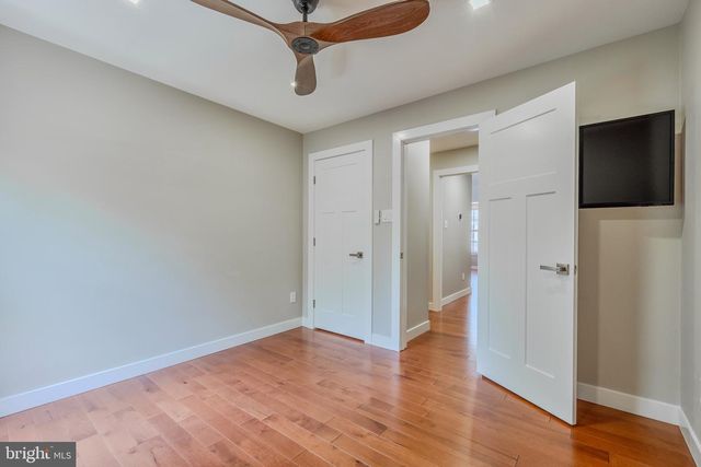10449 BRECKINRIDGE LN, Fairfax, VA 22030