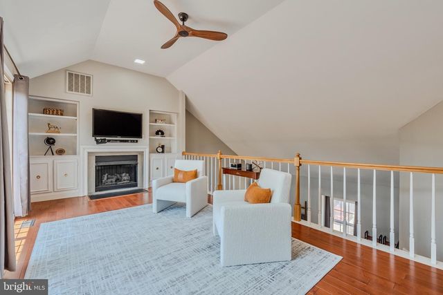 10449 BRECKINRIDGE LN, Fairfax, VA 22030