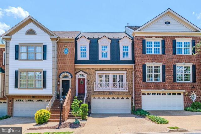 10449 BRECKINRIDGE LN, Fairfax, VA 22030