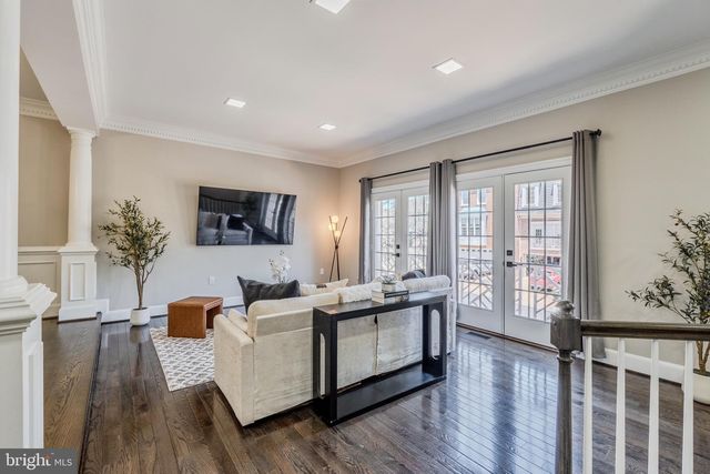 10449 BRECKINRIDGE LN, Fairfax, VA 22030