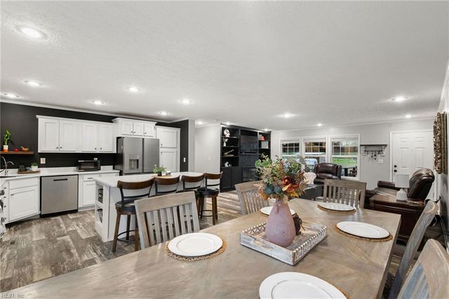2532 Wild Horse Rdg RDG, Chesapeake, VA 23322