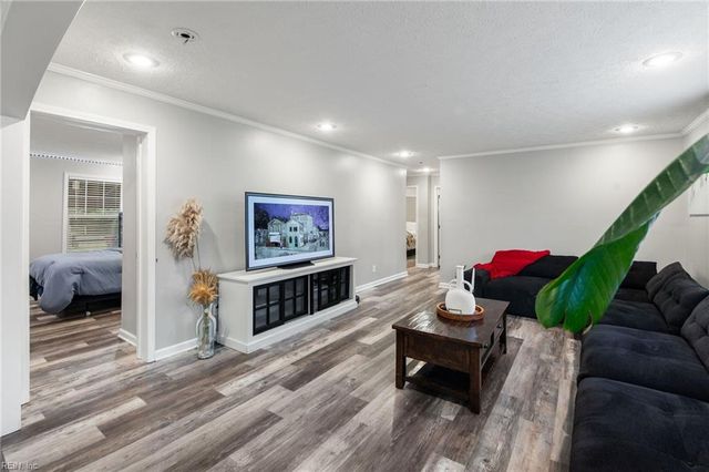 2532 Wild Horse Rdg RDG, Chesapeake, VA 23322