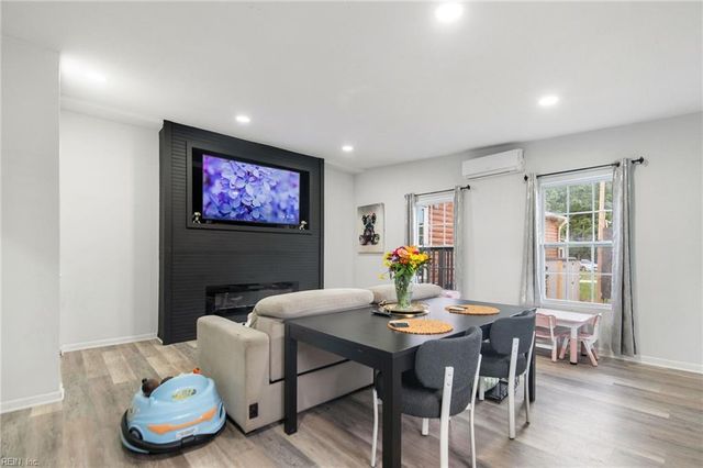 2532 Wild Horse Rdg RDG, Chesapeake, VA 23322