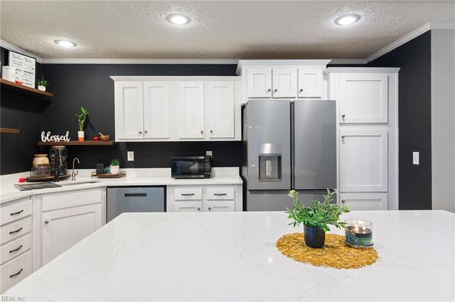 2532 Wild Horse Rdg RDG, Chesapeake, VA 23322