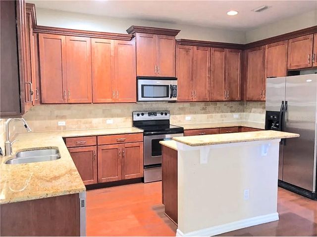 652 LEGACY PARK DRIVE, Casselberry, FL 32707