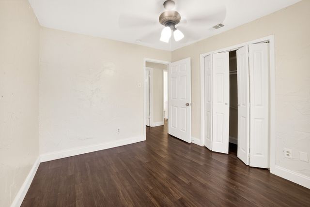 15131 Oakwood Lane, Balch Springs, TX 75180