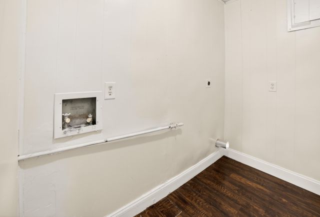 15131 Oakwood Lane, Balch Springs, TX 75180