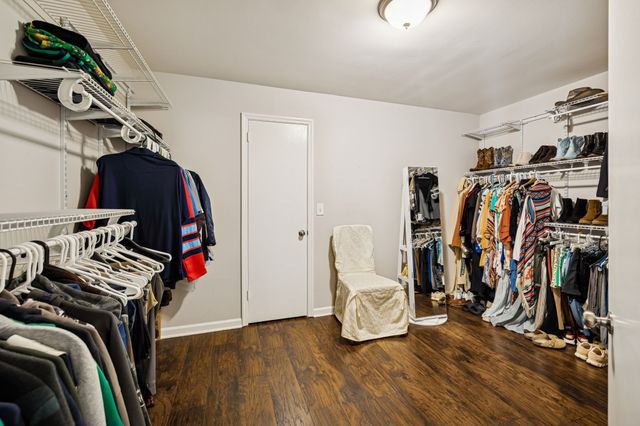 362 Green Harbor Rd, Old Hickory, TN 37138