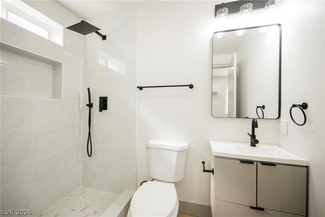 1124 Nassau Drive, Las Vegas, NV 89108