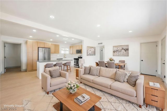 1124 Nassau Drive, Las Vegas, NV 89108