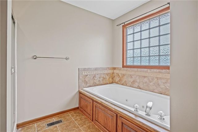 613 Birch Street, Pleasant Hill, MO 64080