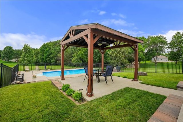 613 Birch Street, Pleasant Hill, MO 64080