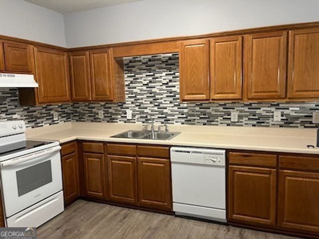 2395 Brianna Drive, Hampton, GA 30228