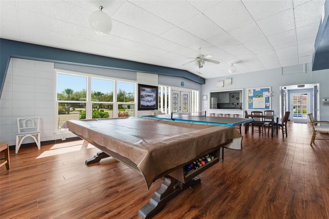 5061 LIVE OAK CIRCLE, Bradenton, FL 34207