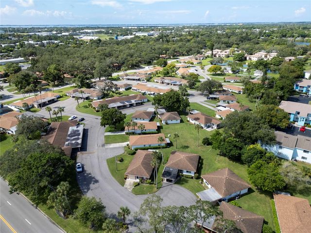 5061 LIVE OAK CIRCLE, Bradenton, FL 34207