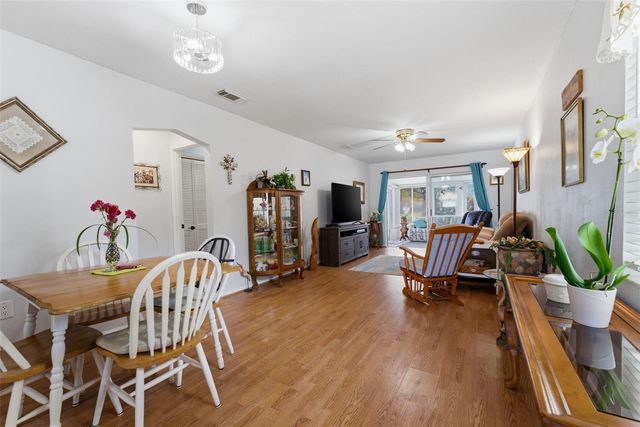 5061 LIVE OAK CIRCLE, Bradenton, FL 34207