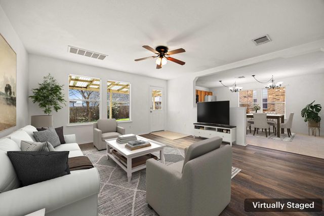 13505 Lismore LN, Pflugerville, TX 78660