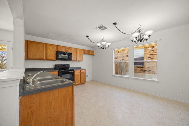 13505 Lismore LN, Pflugerville, TX 78660