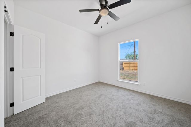 1207 Barnes Ave, Big Spring, TX 79720