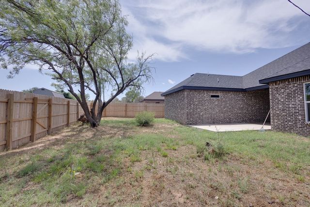 1207 Barnes Ave, Big Spring, TX 79720