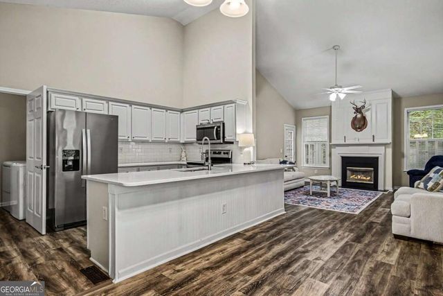 326 Camry Circle, Dallas, GA 30157