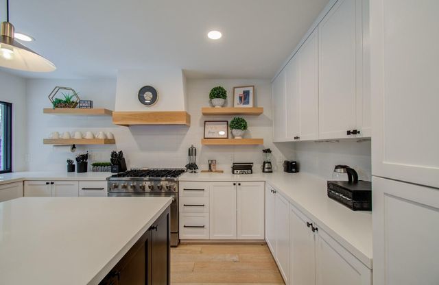 9219 Kempwood Drive, Houston, TX 77080