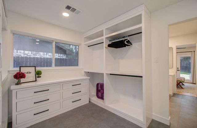 9219 Kempwood Drive, Houston, TX 77080