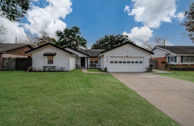 9219 Kempwood Drive, Houston, TX 77080