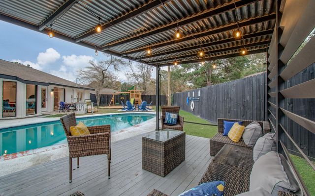 9219 Kempwood Drive, Houston, TX 77080