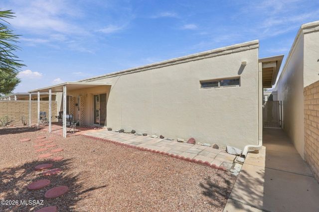 989 N Caribe Avenue, Tucson, AZ 85710