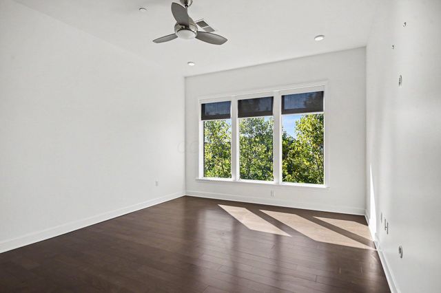 828 Bobcat Avenue, 404, Columbus, OH 43212
