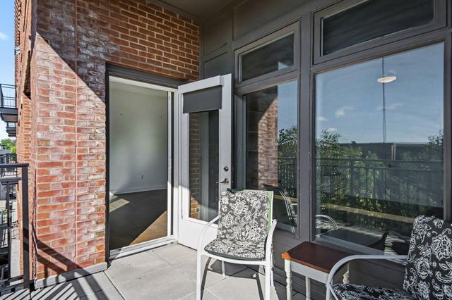 828 Bobcat Avenue, 404, Columbus, OH 43212