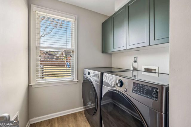300 Crown Vetch Lane, Alpharetta, GA 30005